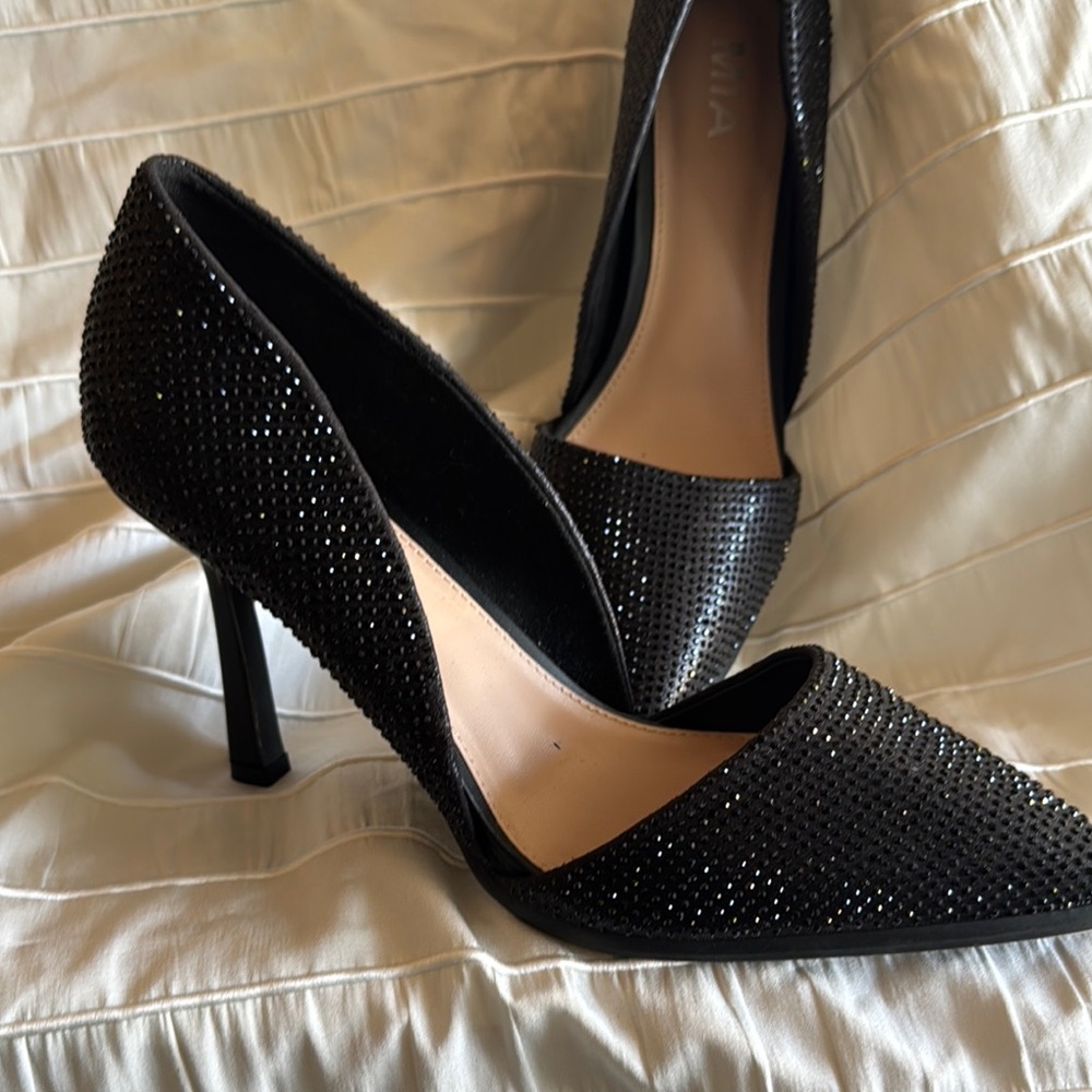 Elegant Black Stiletto Heels